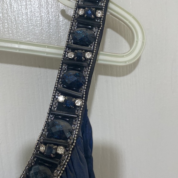 Stunning Dress - Picture 3 of 6